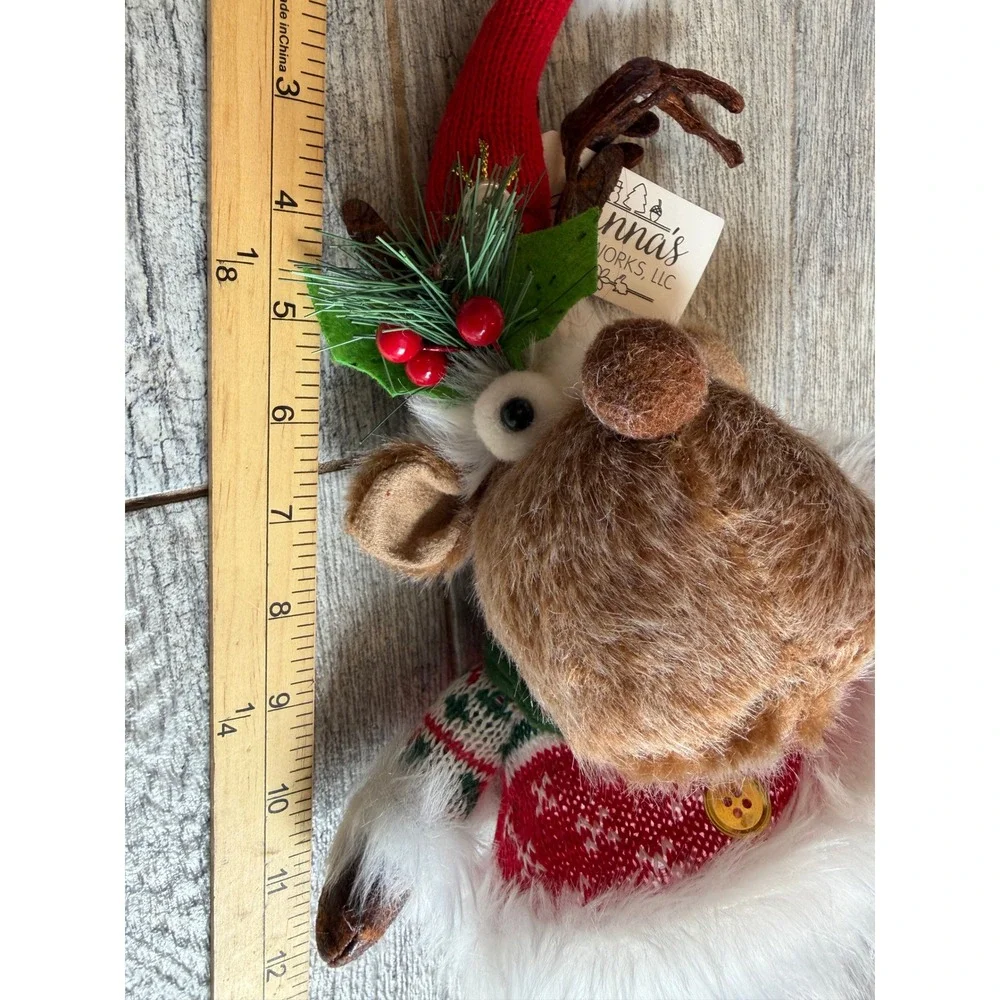 Plush Reindeer Gift‎ Box Festive Novelty Christmas Decor Knit Stuffed Animal